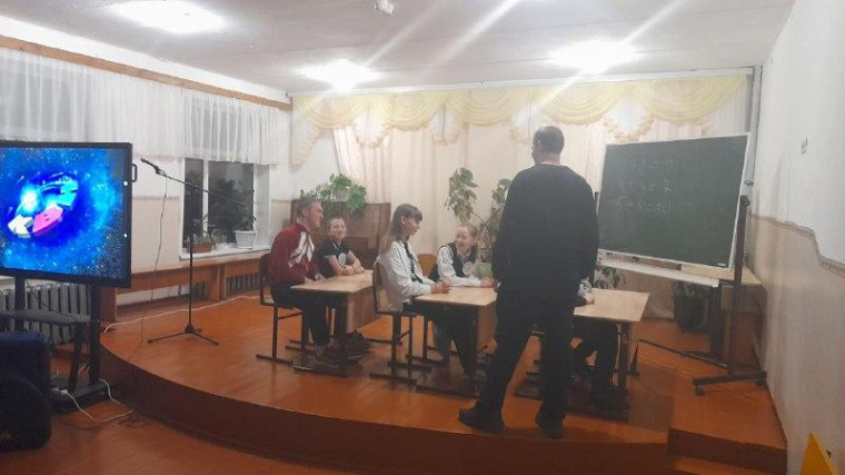 КВН "Школьные истории".